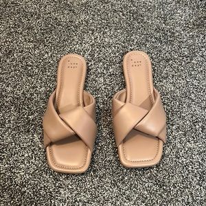 BNWOT New Day Sandals